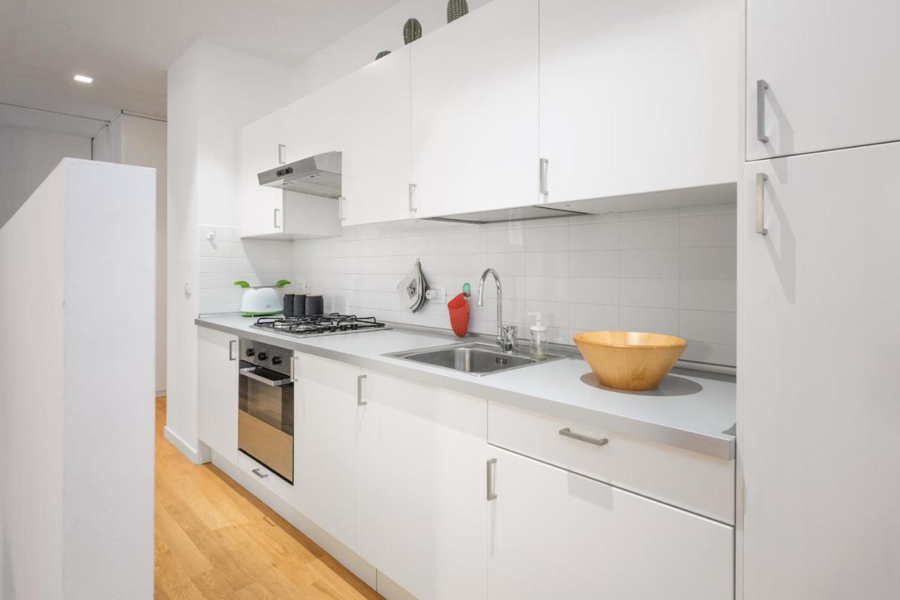 Апартаменты Flats4Rent Delia Верона Экстерьер фото